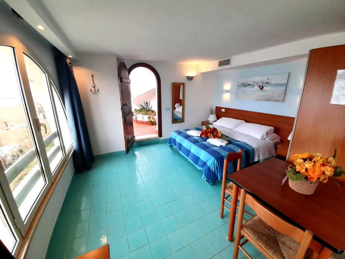 Casa Vacanze Elianto Anzio Exterior foto